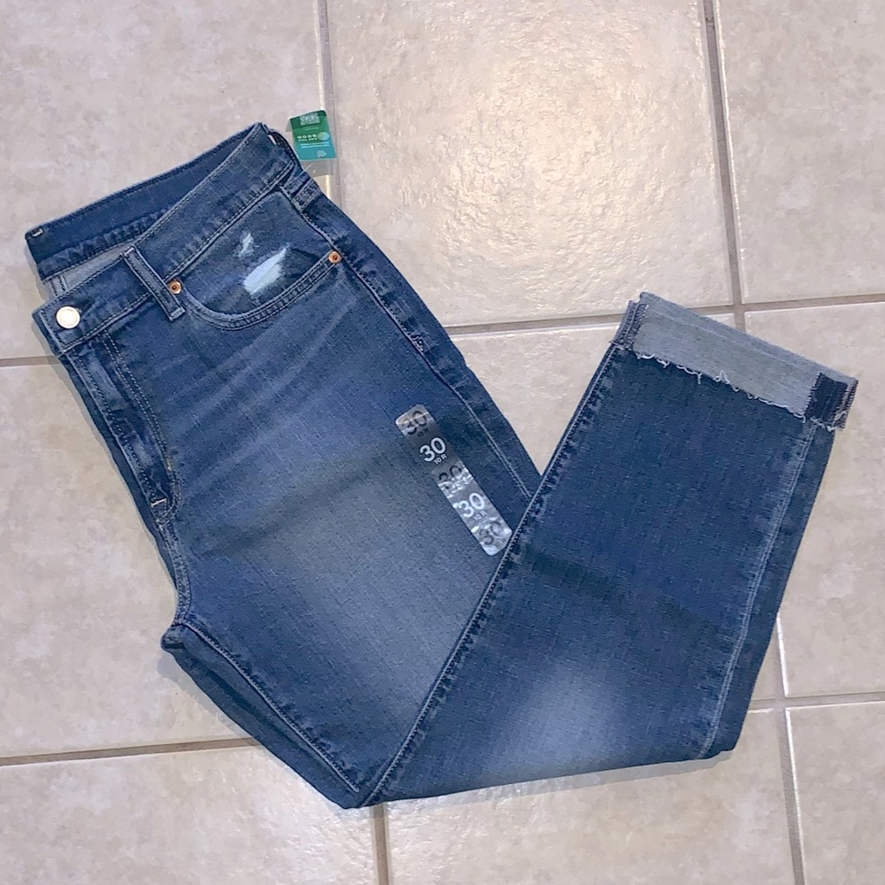 NWT GAP Girlfriend Mid Rise Jean 30/10R